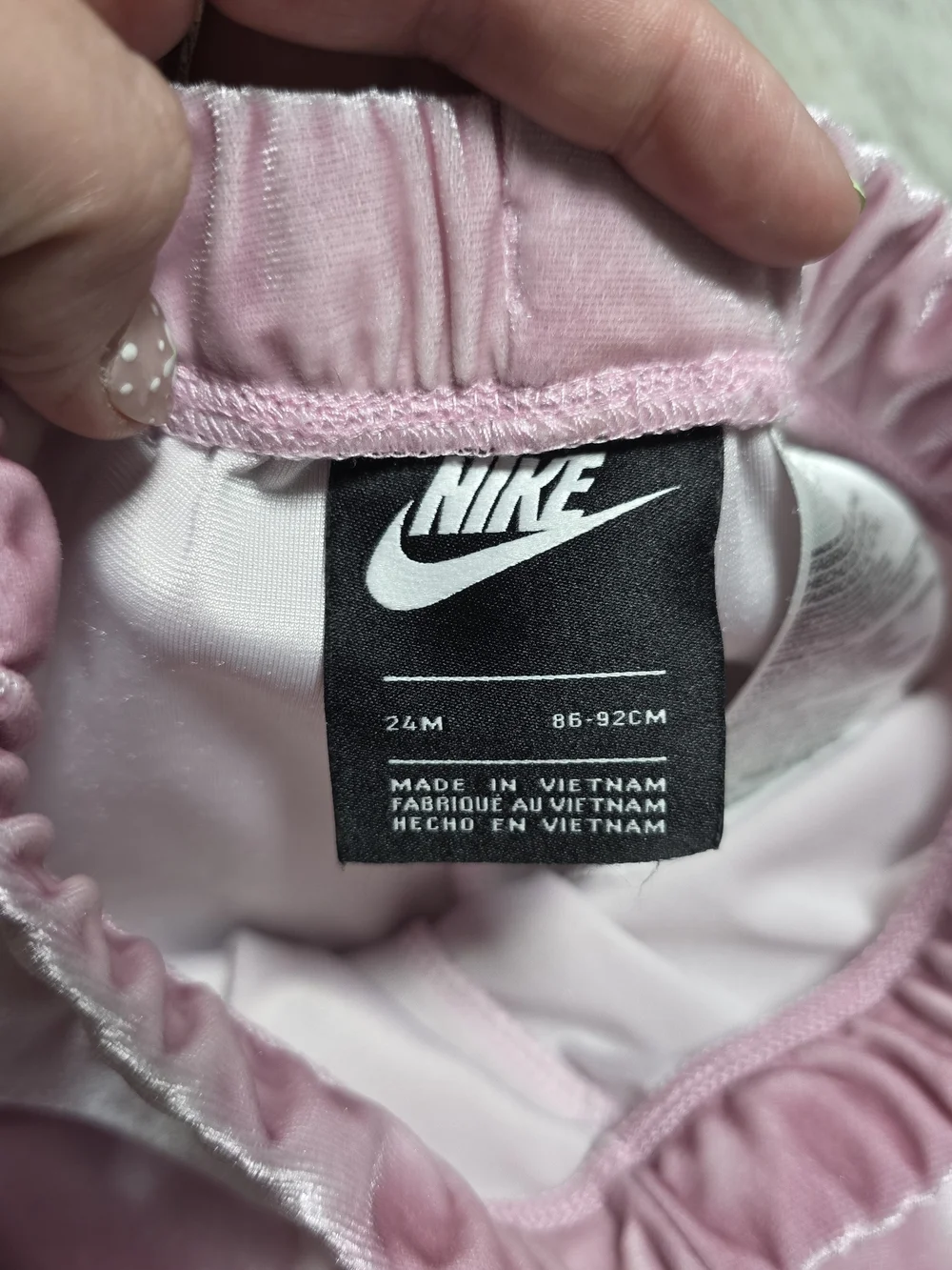 Nike Toddler Girls' 2-Piece Pink Smoke Velour Tracksuit Sz 24months